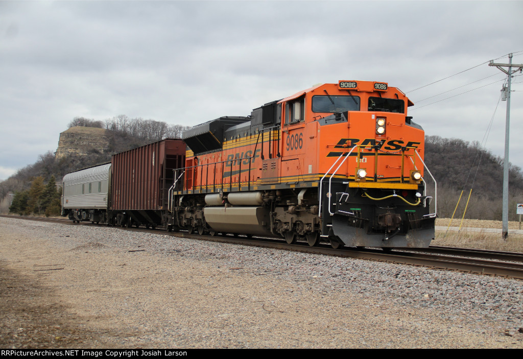 BNSF 9086 East